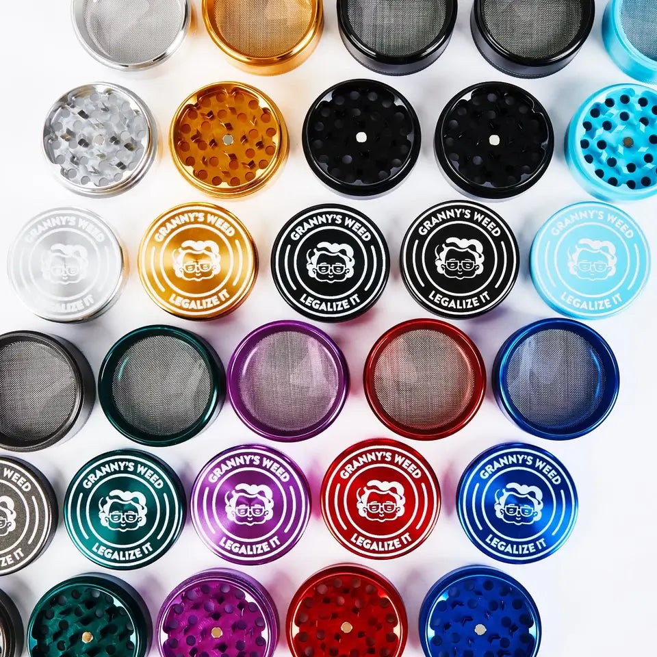 Granny’s Überraschung Set - Grinder garantiert | Warenwert 60 € | Weed Box